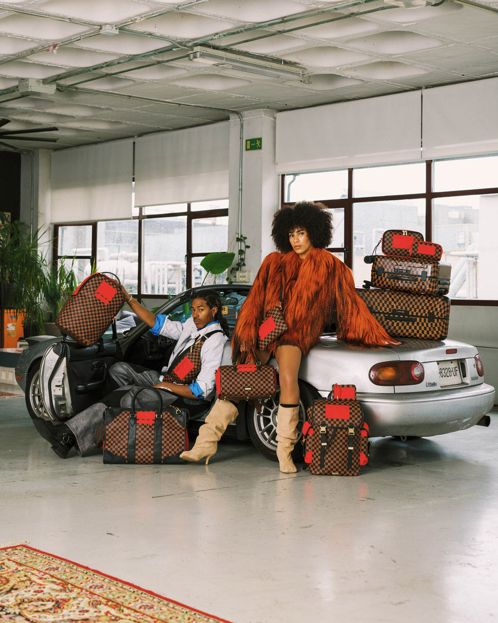 KATANA CHECK BOSS PYRAMID DUFFLE