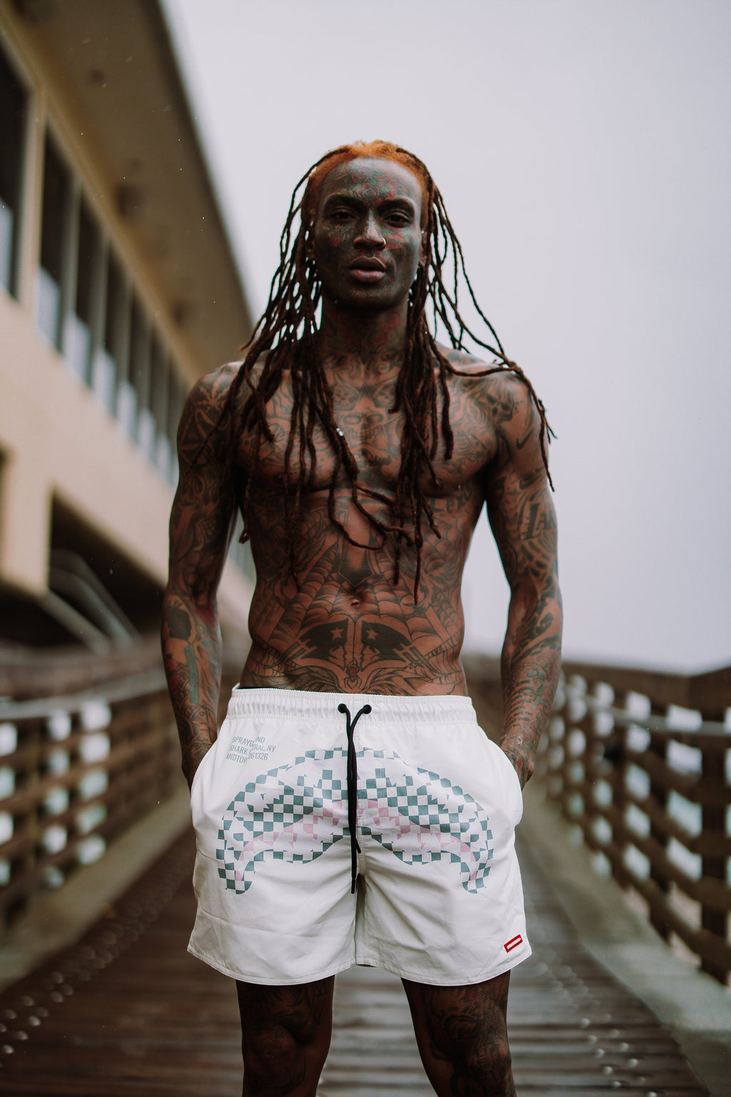 SHARK CENTRAL DYNAMIC SWIM SHORTS