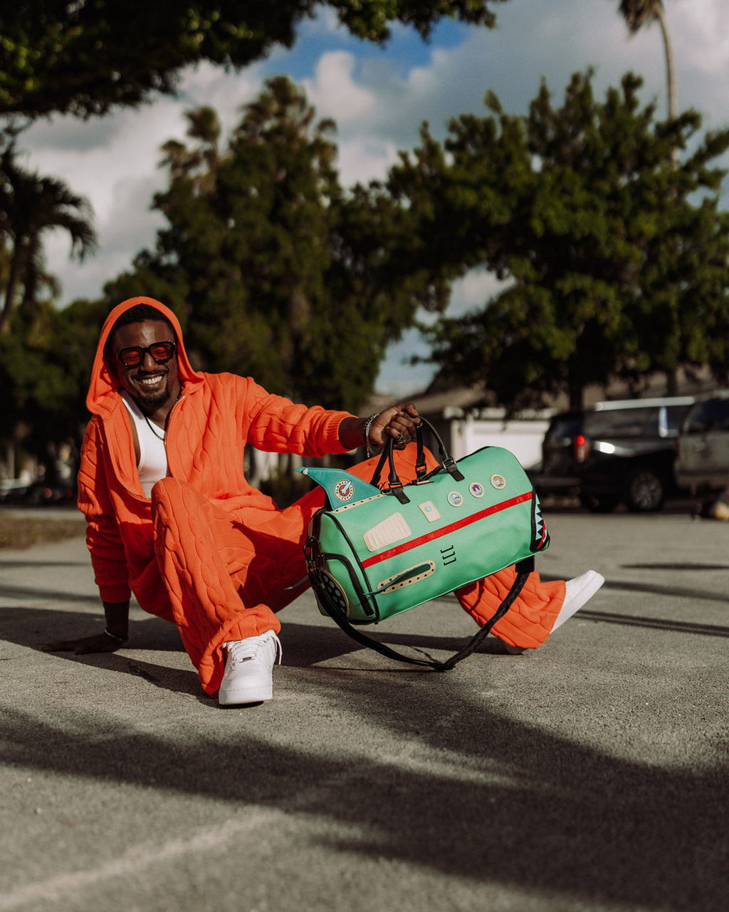 FUTURAMA PLANET EXPRESS PACK DUFFLE